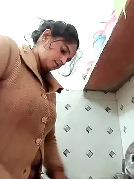 Freechat Mohni_love on StripChat