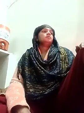 Freechat Mohni_love on StripChat