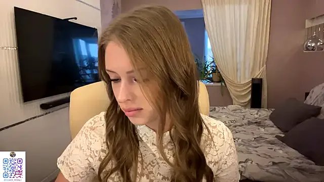 Freechat mona_star on StripChat