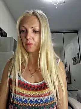 Freechat Monna on StripChat