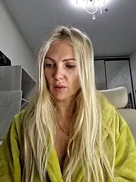 Freechat Monna on StripChat