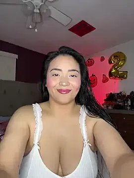 Freechat MyHoneyFrida on StripChat