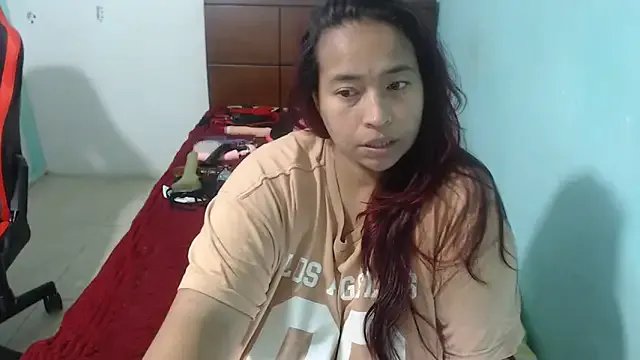 Freechat NatalySexxxMilk on StripChat