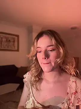 NicoleCut