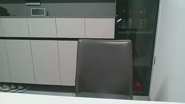 Freechat nole_china7 on StripChat