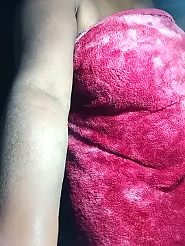 Nude-Priya2