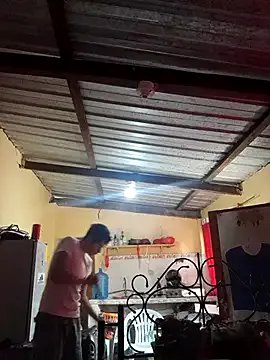 Freechat Ortiz3404 on StripChat