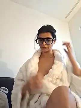 Freechat Pillango1212 on StripChat