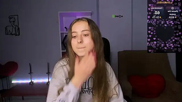 rebecca_smile on StripChat 