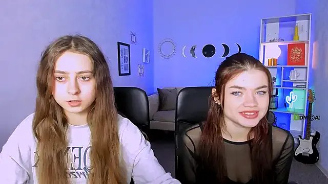 rebecca_smile on StripChat 