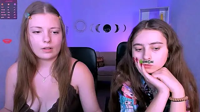 rebecca_smile on StripChat 