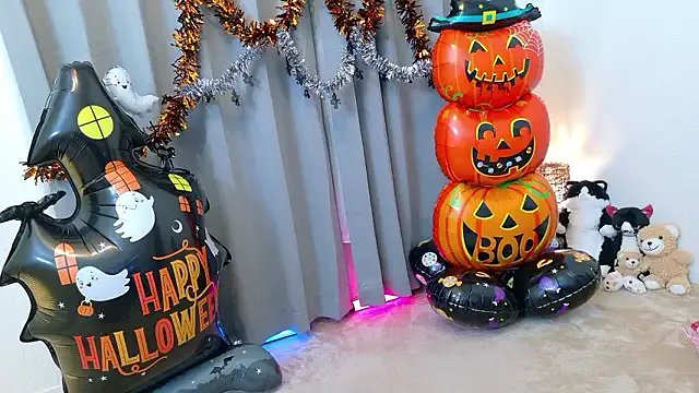 Group Risa_06 on StripChat