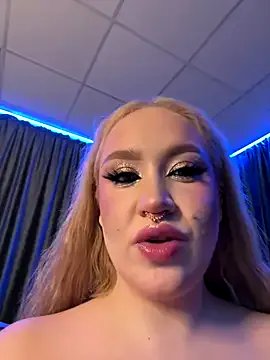 Freechat RollDolls on StripChat