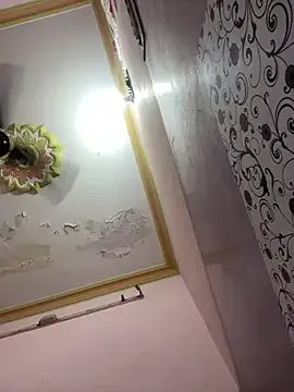 Freechat Sandhya_77 on StripChat