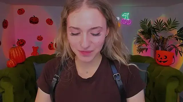 Freechat sassy_cutie on StripChat