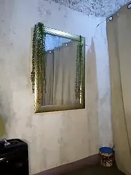 Freechat SexyFriends_ on StripChat