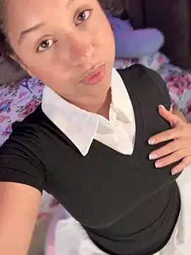 Freechat Shara_dreams on StripChat