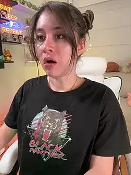 Freechat Sharon_07 on StripChat