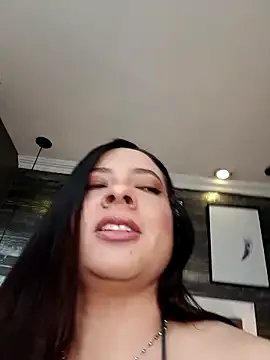 Freechat SophieCurves on StripChat