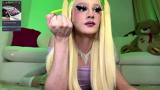 Freechat SpicySluts on StripChat