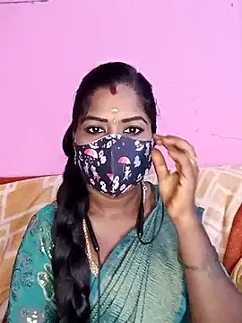 Freechat tamilammukuttyy on StripChat