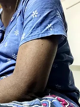 Freechat Tamilrojanew on StripChat