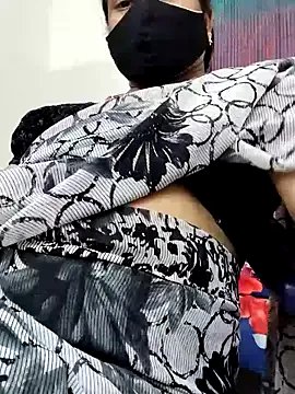 Freechat Tamilrojanew on StripChat