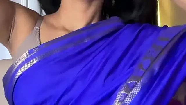 Freechat Wow-nisha on StripChat