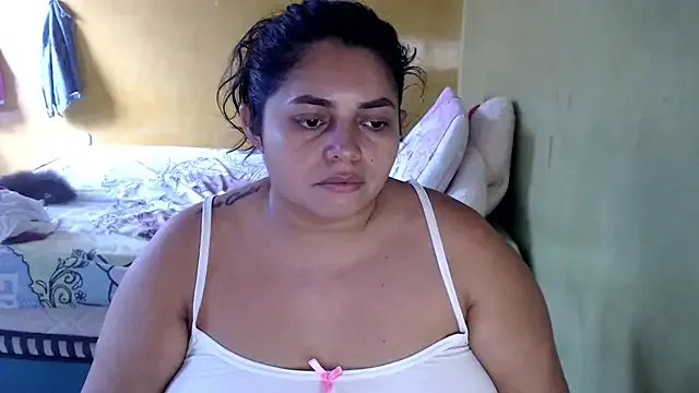 Freechat yulieth_bbw on StripChat