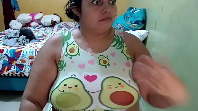 Freechat yulieth_bbw on StripChat