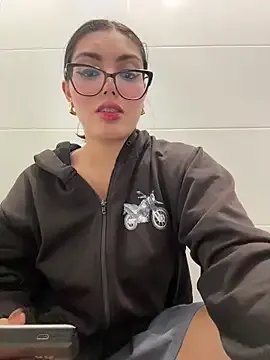 Group zui_lu on StripChat